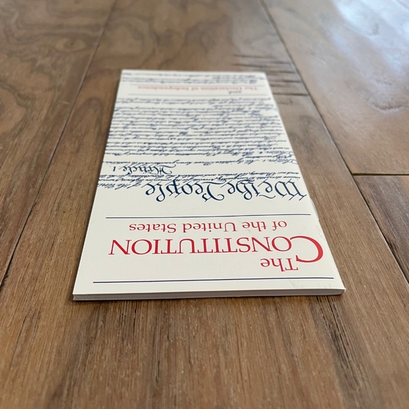 New Pocket "The Constitution of the United States" Paperback Booklet - Picture 5 of 8